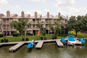 Lakeside Family Condo Near Horseshoe Bay Resort